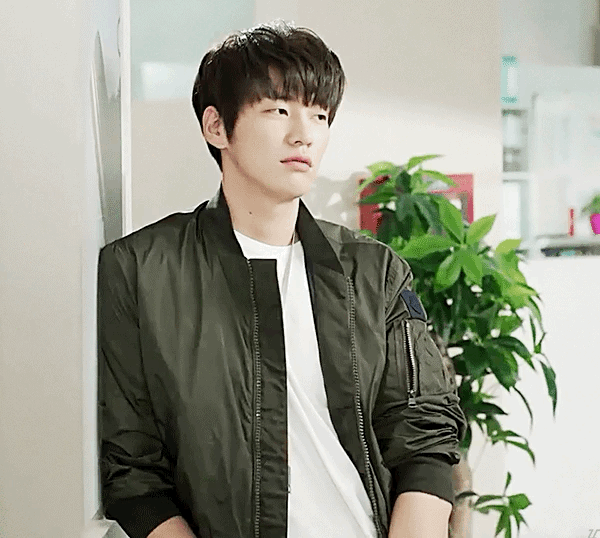 드라마에서 여주를 오랫동안 좋아한 남주들(Feat.짝사랑을 오래 했어).gif | 인스티즈