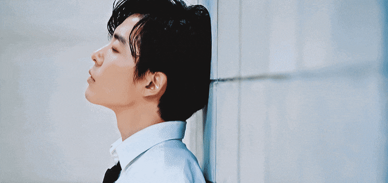 물과 기름처럼 절대 섞일 수 없다는, 남자 연예인 취향 소나무 양대산맥.gif | 인스티즈