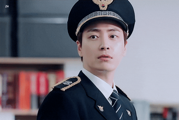 [365:운명을거스르는1년] 애정씬 하나없이 애틋했던 장르물 속 남주-여주 서사.gif | 인스티즈