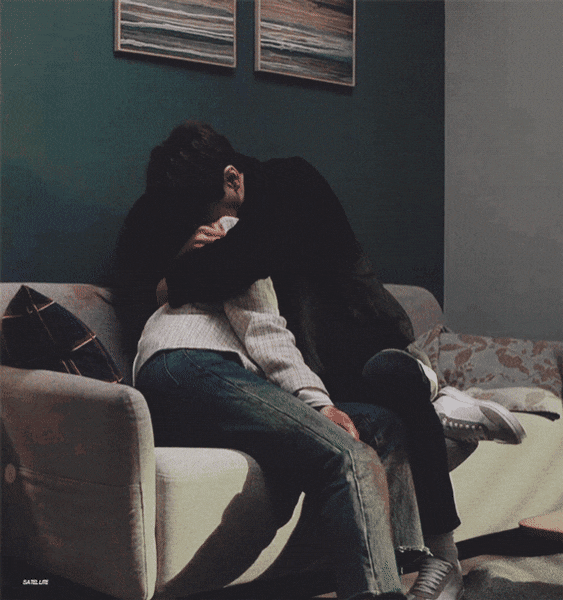 [365:운명을거스르는1년] 애정씬 하나없이 애틋했던 장르물 속 남주-여주 서사.gif | 인스티즈