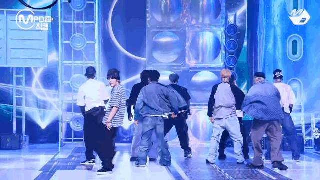 춤추다가 발에 쥐 나는 거 아닌가 싶은 NCT 127 신곡 안무.twt | 인스티즈