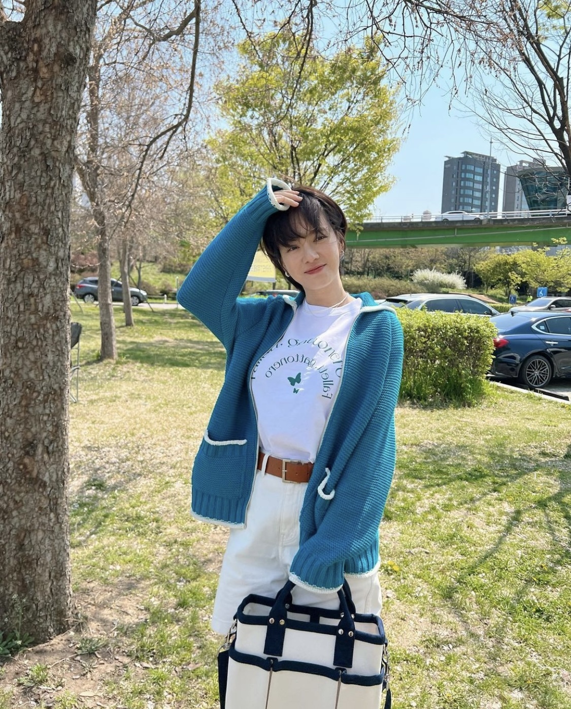 요즘 스타일리쉬해졌다고 입소문이 자자한 배우 송지효 인스타 피드 사진들 | 인스티즈