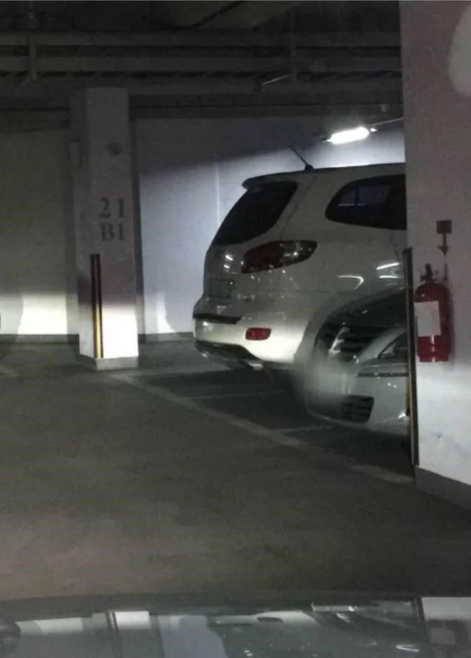 경차님들 주차 넘 깊이 하지 말아주세효 | 인스티즈