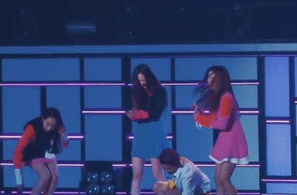 신기하고 귀여운 아이돌들의 막내 사랑 | 인스티즈