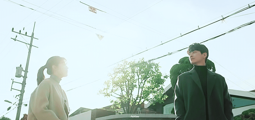 [365:운명을거스르는1년] 애정씬 하나없이 애틋했던 장르물 속 남주-여주 서사.gif | 인스티즈