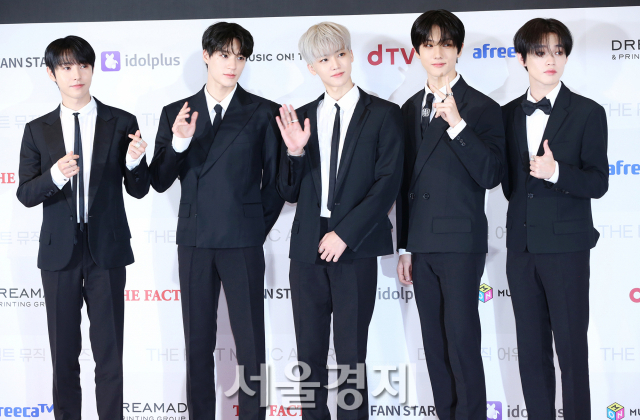 예쁘다 이미지