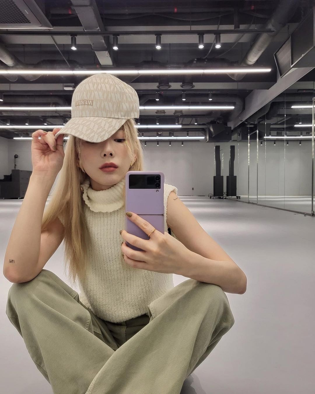 오늘자 태연 인스타로 보는 아이폰vs갤럭시 색감차이.jpg | 인스티즈