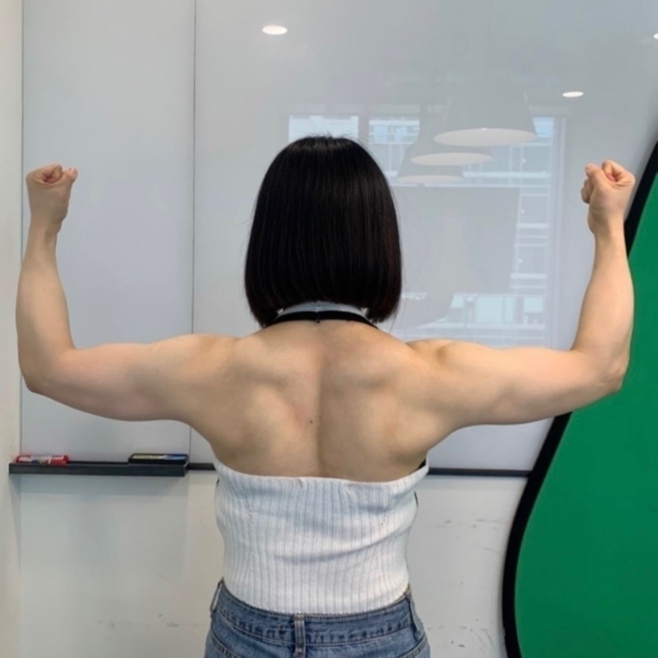 만우절 기념 사내뷰공업 자캐 체인지 | 인스티즈