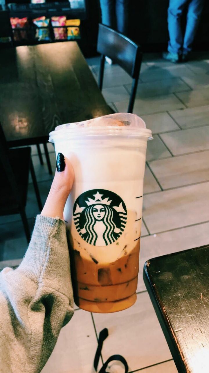 아리아나 그란데랑 콜라보레이션해서 나온 미국 스타벅스 메뉴 | 인스티즈