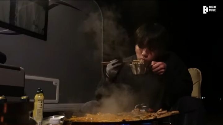 정국이 "요즘 식욕이 없다"라고 말할 날 먹은 것들 | 인스티즈