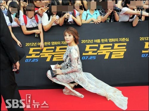 신화에 나오는 여신이 인간 세상에 내려온 거 아니냐며 얘기 나왔던 .... | 인스티즈