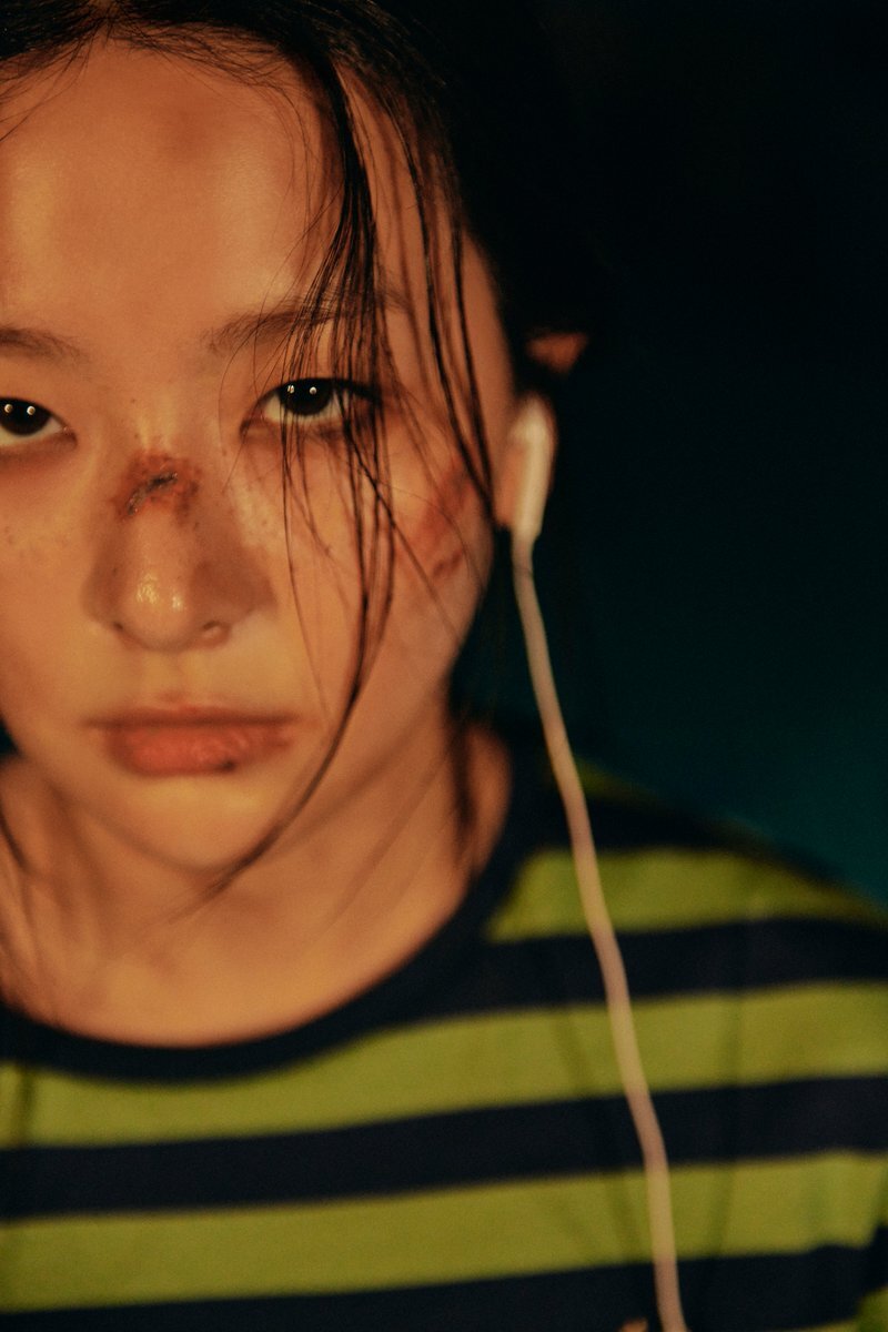 : 68년동안 케이팝하면서 이런 여돌 솔로 데뷔 컨포는 생전 처음 봐 | 인스티즈