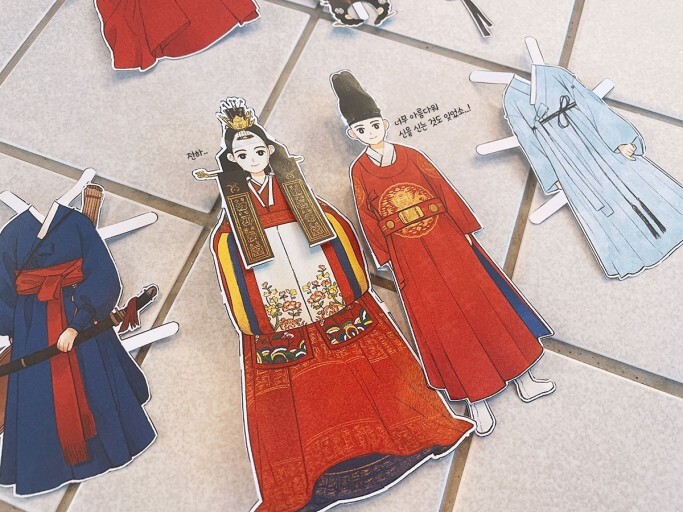 궁중 문화축전 블로그에서 무료로 배포하고있는 한복 종이인형 | 인스티즈