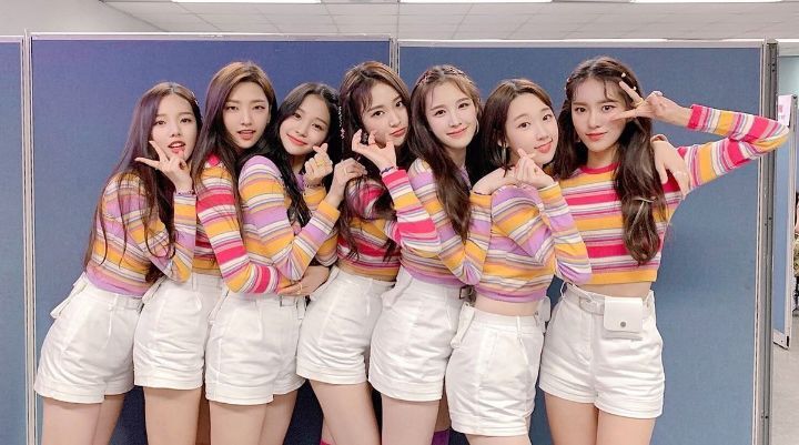 무대의상으로 하의를 바지만 입히는 신인여돌 코디 | 인스티즈