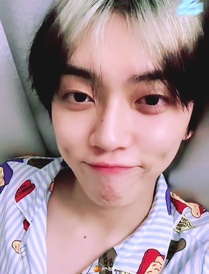 천사가 남긴 실수였나 아니면 진한 키스였나 보조개가 예쁜 남자아이돌 모음 | 인스티즈