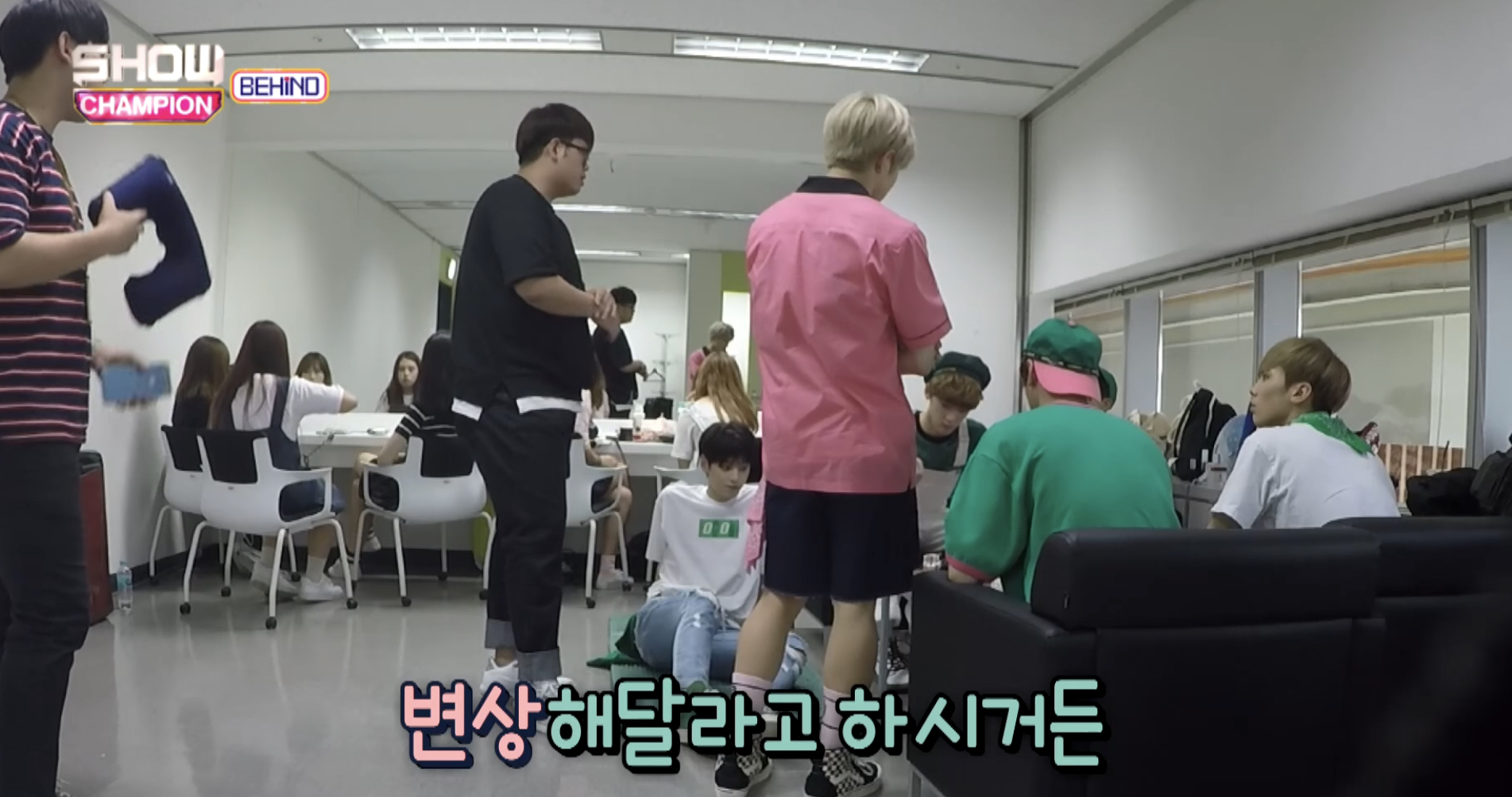 아스트로 신인시절 멤버가 사고쳤을때 차은우 반응.jpg | 인스티즈