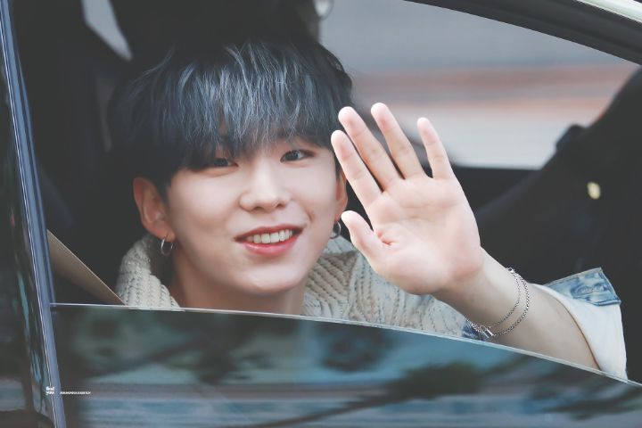 오늘은 음방 촬영날. 복도에서 현아! 하고 불렀을 때 돌아보는 남녀아이돌 현이들 모음 | 인스티즈