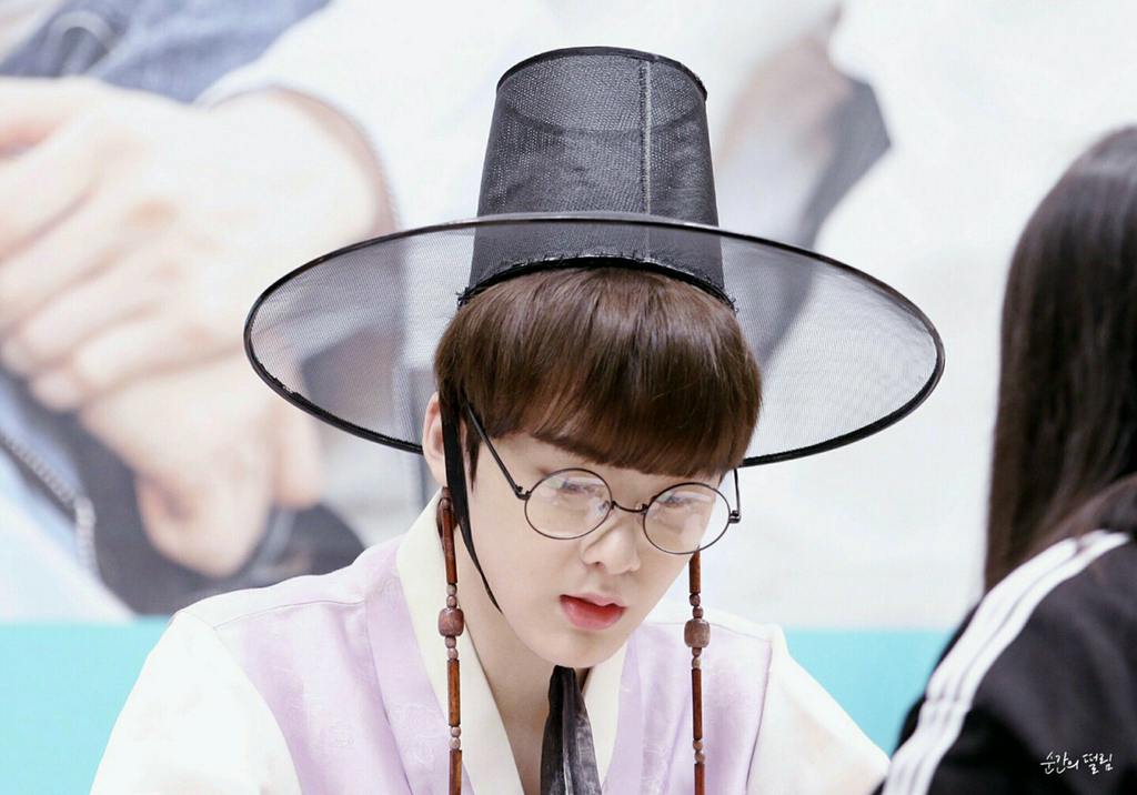 안*경 이미지