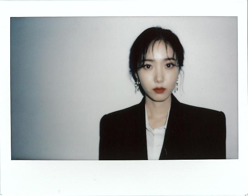 팬들 만족도 높아보이는 비비지 프로필 비하인드 사진 | 인스티즈