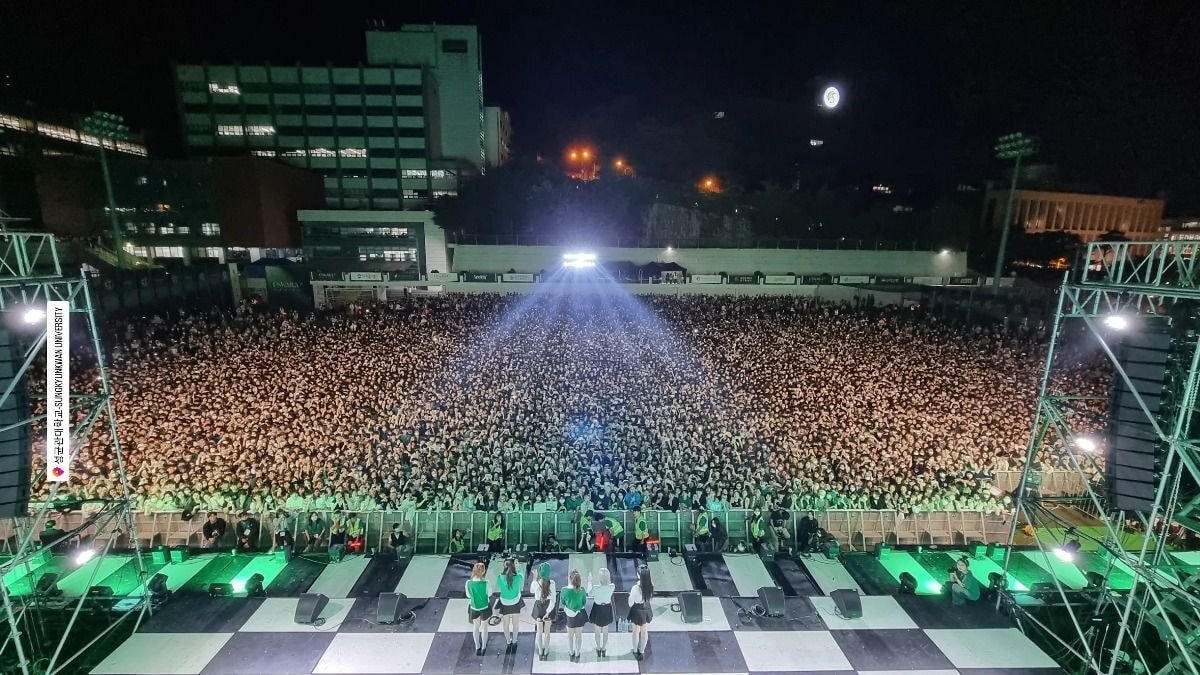 가수 시점에서 보는 대학교 축제 인파 | 인스티즈