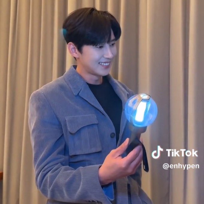 틱톡 찍은 전재준.twt | 인스티즈