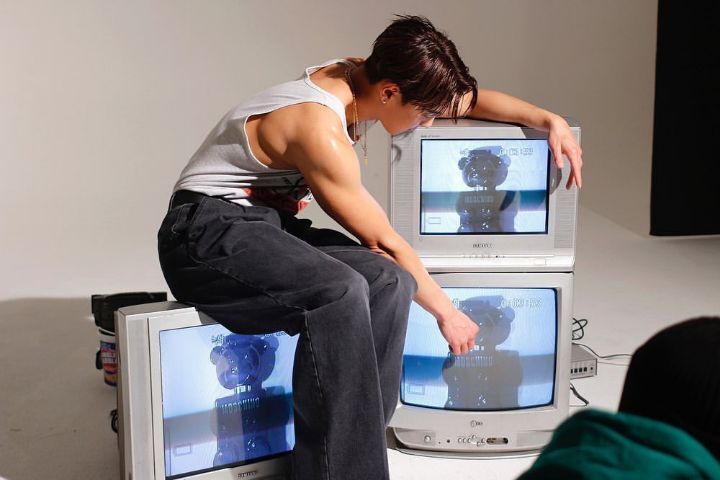 팔뚝에 환장하는 사람들을 위한 남자아이돌 민소매 모음 | 인스티즈