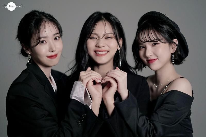 팬들 만족도 높아보이는 비비지 프로필 비하인드 사진 | 인스티즈