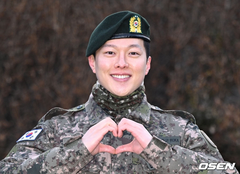 2023년에 제대하는 남자 연예인들 | 인스티즈