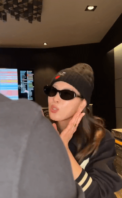 조잡하게 굴지말라며 보아한테 까이는 유영진 | 인스티즈