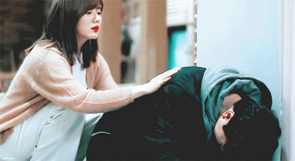 [365:운명을거스르는1년] 애정씬 하나없이 애틋했던 장르물 속 남주-여주 서사.gif | 인스티즈