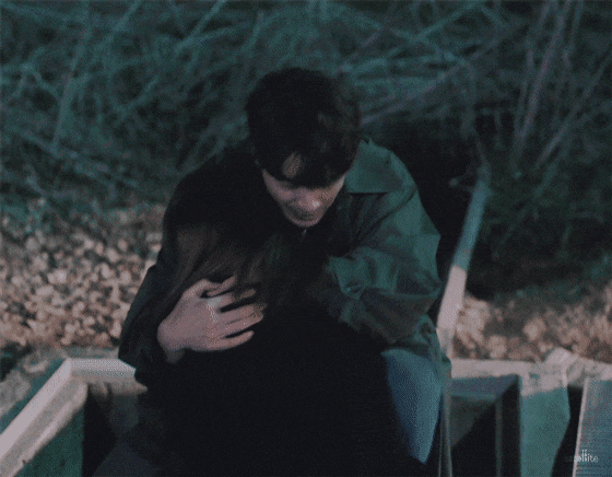 [365:운명을거스르는1년] 애정씬 하나없이 애틋했던 장르물 속 남주-여주 서사.gif | 인스티즈