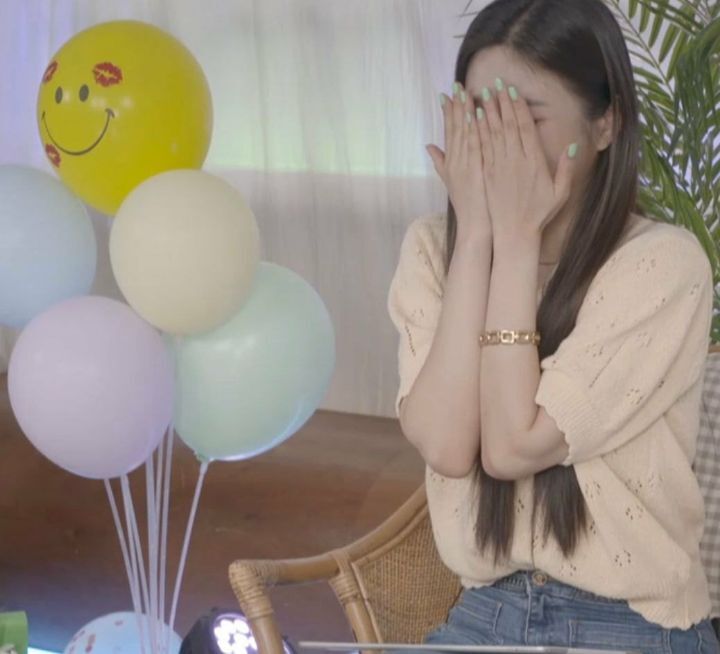 실시간 방송사고난 레드벨벳 조이 | 인스티즈