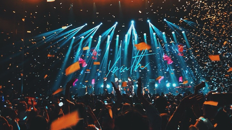 콘서트가 끝나고 떠나는 팬들에게 하고 싶은 말, 감정들을 담아 썼다는 가사 (케이팝 팬들 눈물주의) | 인스티즈