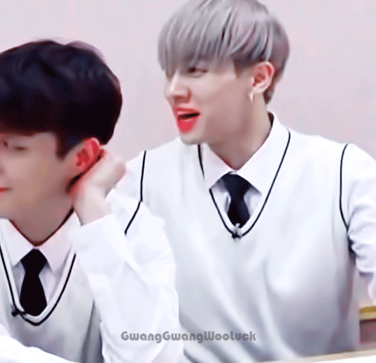 팬들이 해달라는 거 다 해주는 이기광 | 인스티즈