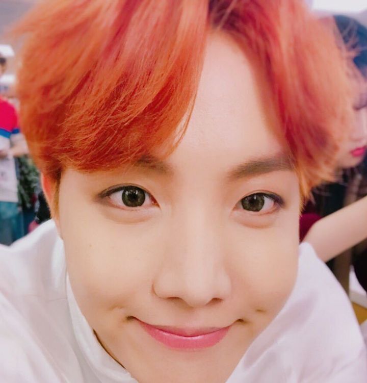 천사가 남긴 실수였나 아니면 진한 키스였나 보조개가 예쁜 남자아이돌 모음 | 인스티즈