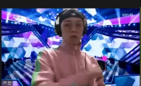 자가격리하는 아이돌이 이시국 1위 앵콜하는법 (꽤나 본격적) | 인스티즈