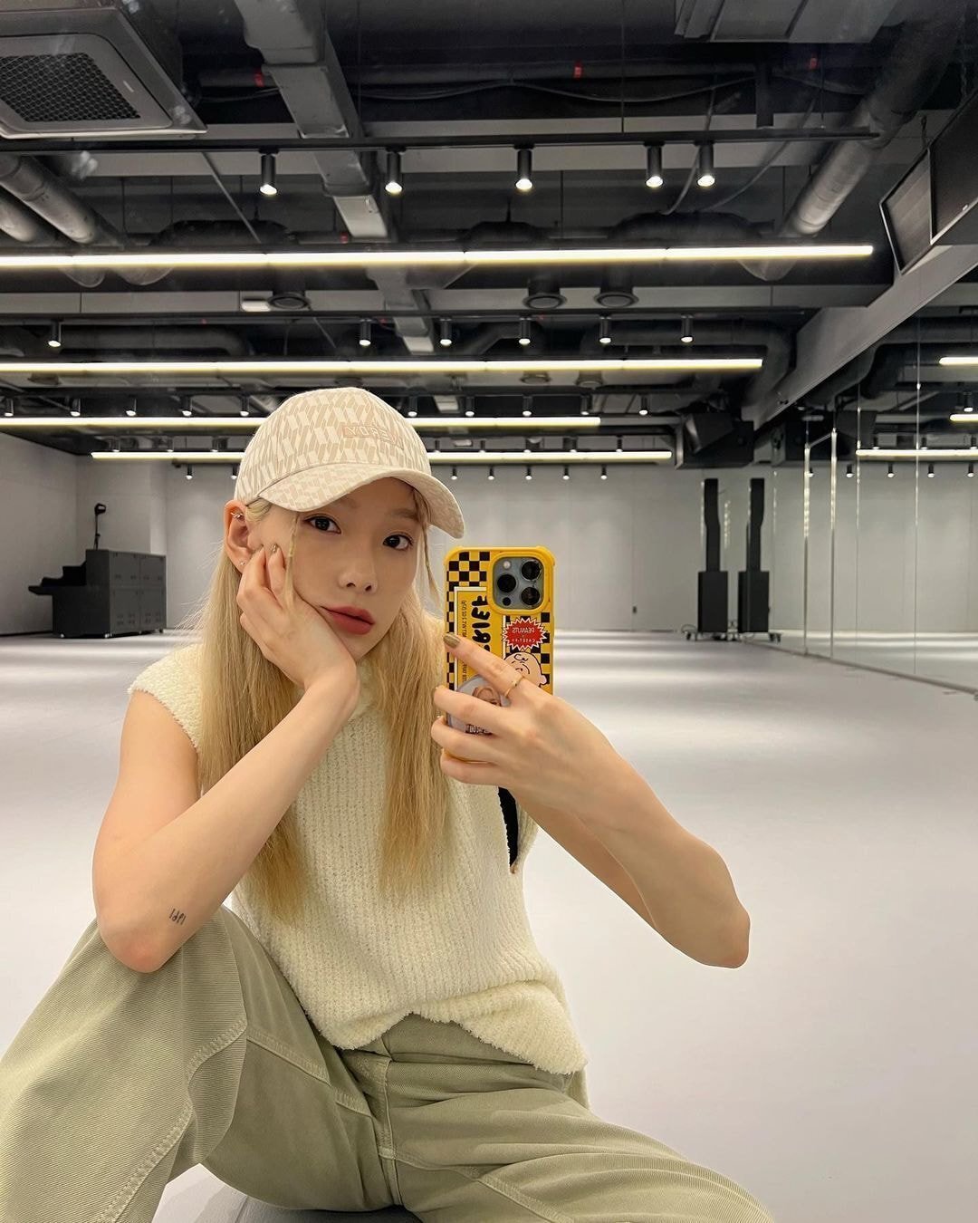 오늘자 태연 인스타로 보는 아이폰vs갤럭시 색감차이.jpg | 인스티즈