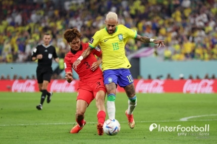 [현장리액션] "몸이 안 움직였어요" 브라질과 정면으로 맞선 김진수 | 인스티즈