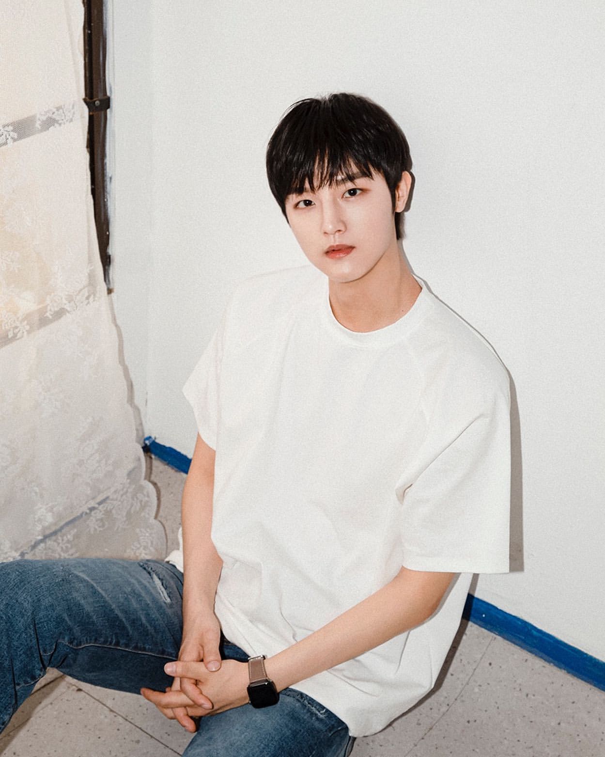 알찬성민 (최예나 오빠) 이 얼마나 어릴때 데뷔했는지 체감되는 짤.jpg | 인스티즈