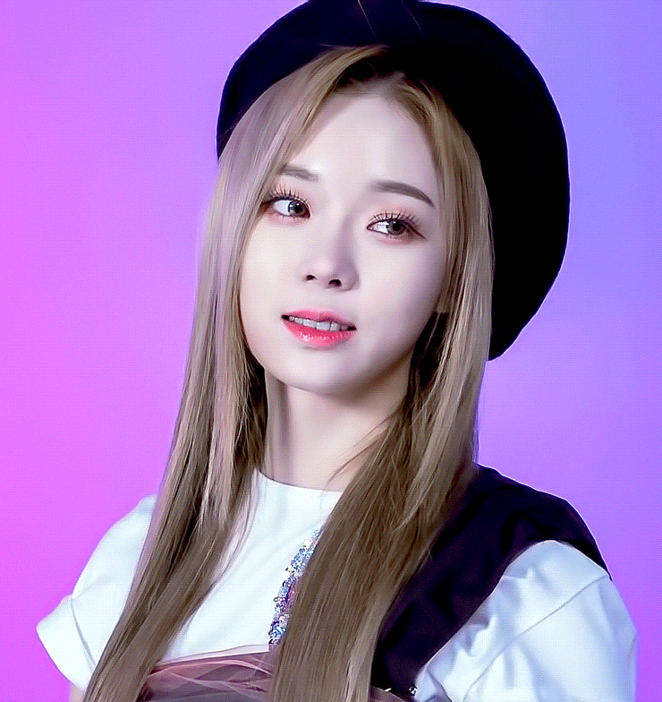 키가 진짜 닮았다며 놀란 에스파 윈터와 소녀시대 태연 | 인스티즈