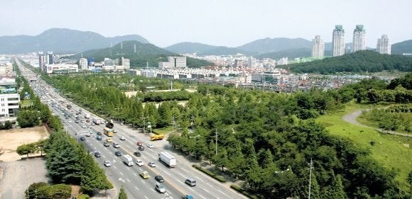 계획도시인 창원을 하늘에서 보면 이런 느낌.JPG | 인스티즈