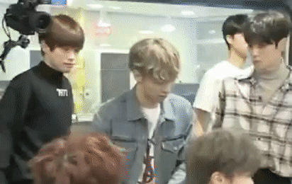 눈치빠름+순발력+배려심이 만든 차은우 습관들.gif | 인스티즈