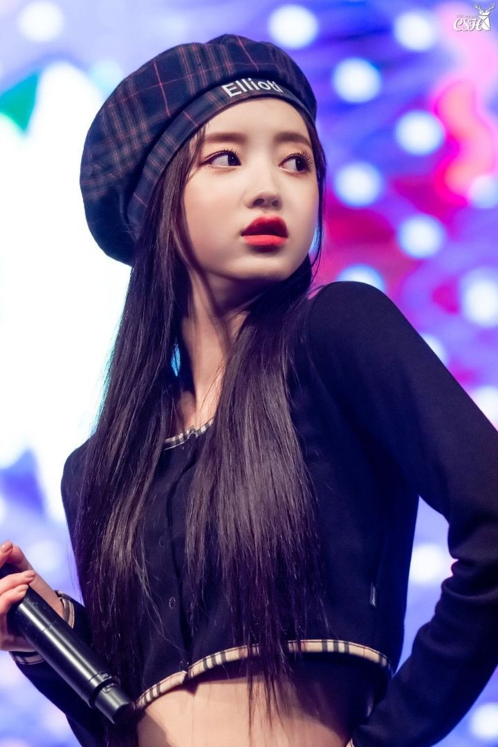 팬들이 많이 좋아하는 아이돌 무대 착장이지만 정작 아이돌 좋아했던, 좋아하는 군것질 말하는 달글멤버는 고통받는 패션템 | 인스티즈