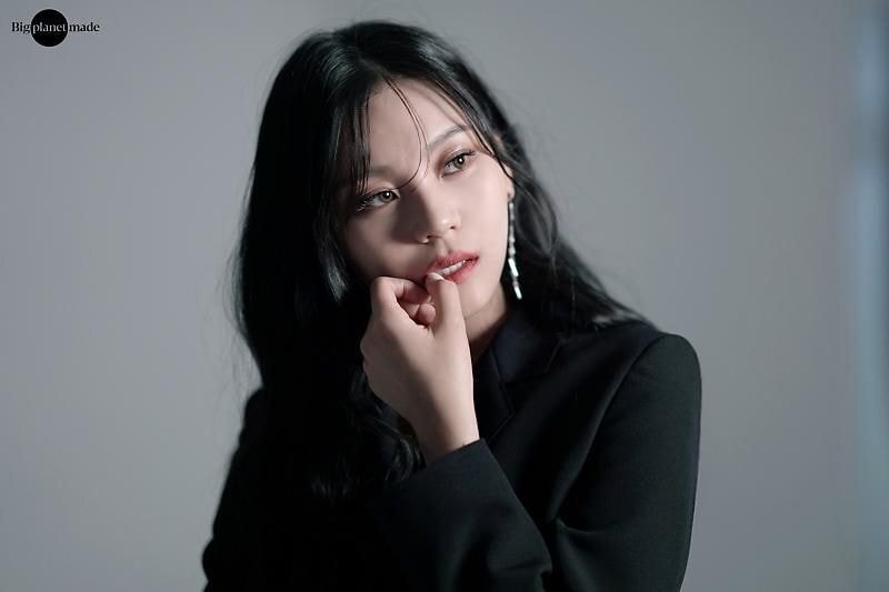 팬들 만족도 높아보이는 비비지 프로필 비하인드 사진 | 인스티즈