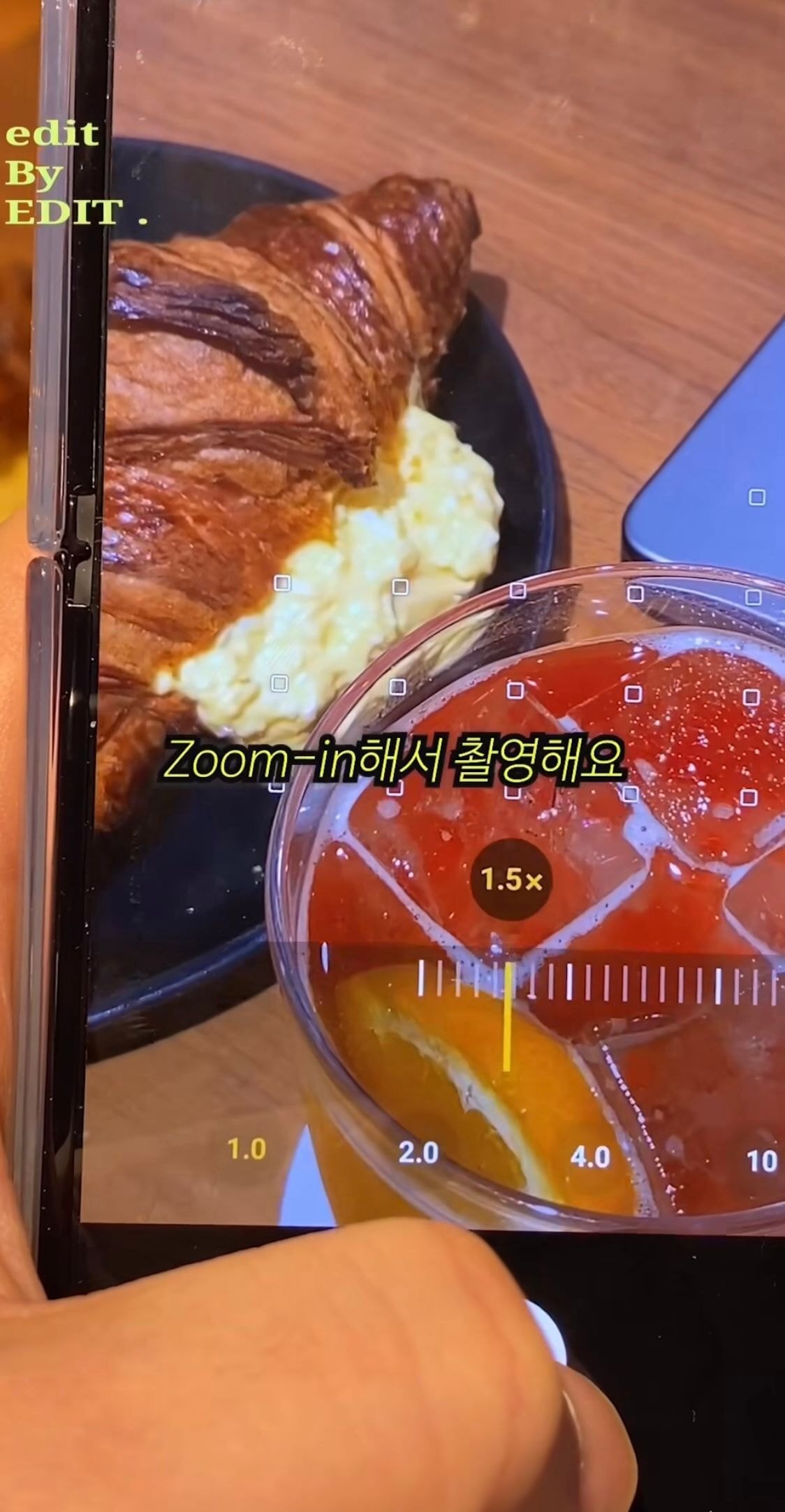 친구 얼굴 예쁘게 찍어주는 방법.jpg | 인스티즈