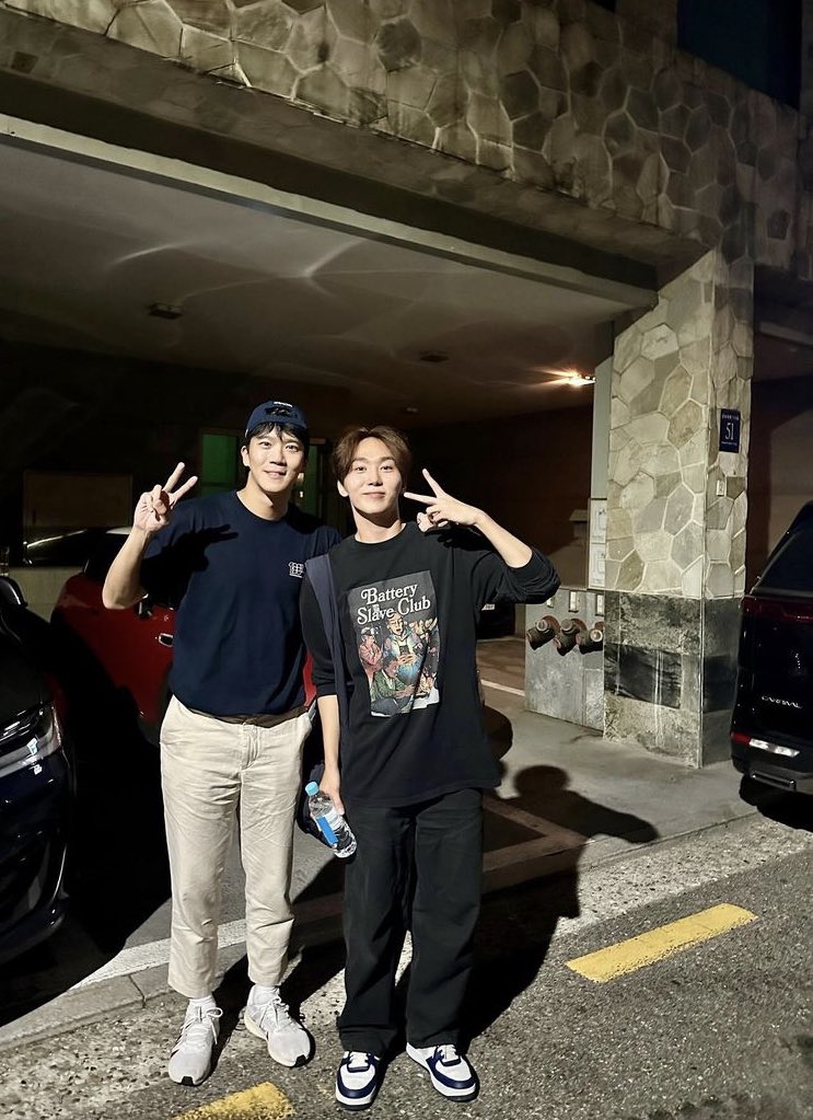 석*진 이미지