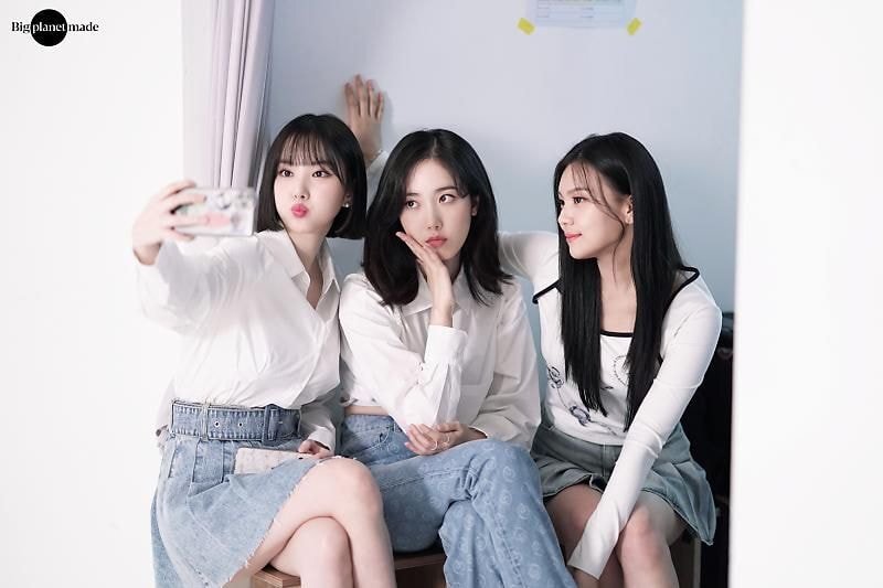 팬들 만족도 높아보이는 비비지 프로필 비하인드 사진 | 인스티즈