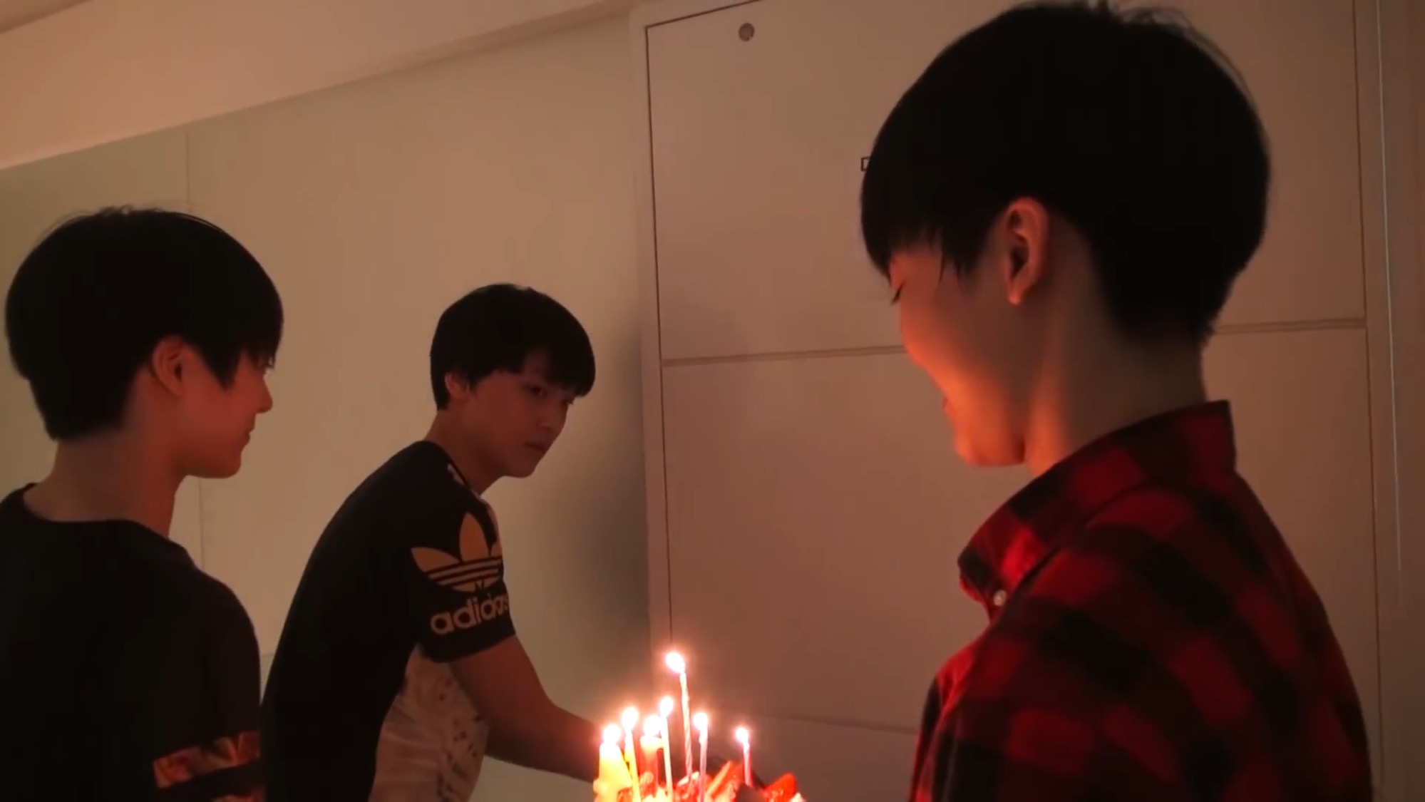 역사와 전통을 자랑하는 SM 연습생들의 생일 깜짝 카메라(feat. 레드벨벳, NCT) | 인스티즈