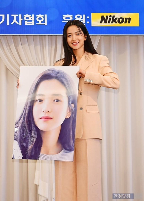 김태리, 사진기자 선정 올해의 포토제닉…"감사한 마음으로 일할 것" | 인스티즈