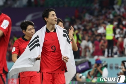 오늘 포르투갈전 이후로 조규성에게 설레기 시작한 사람들 | 인스티즈